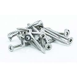 Eagle claw Stainless steel screws for cedar deck