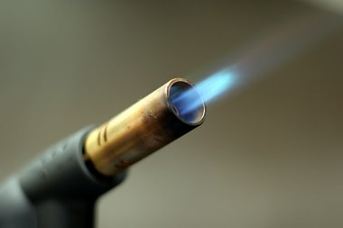 Can You Use a Torch to Get Bubbles Out of Polyurethane