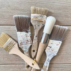 Store Chalk Paint Brushes